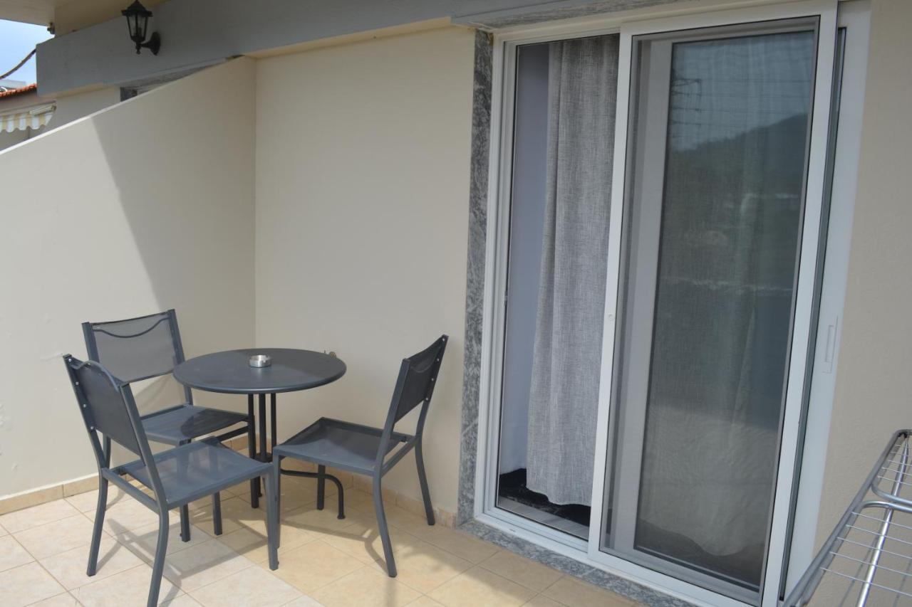 Appartamento Helena House Sarti Esterno foto